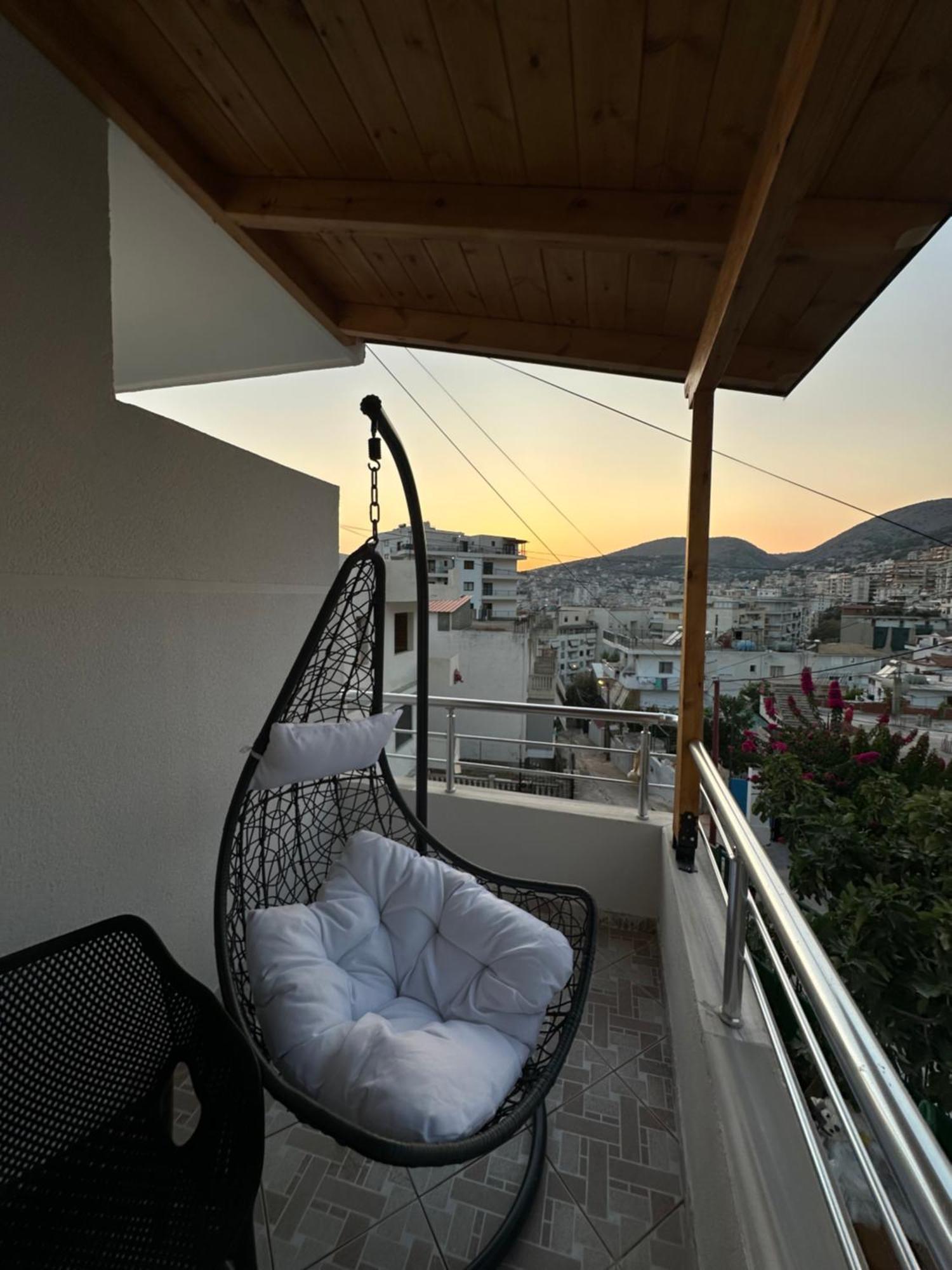 Io'S Apartments Sarandë Esterno foto