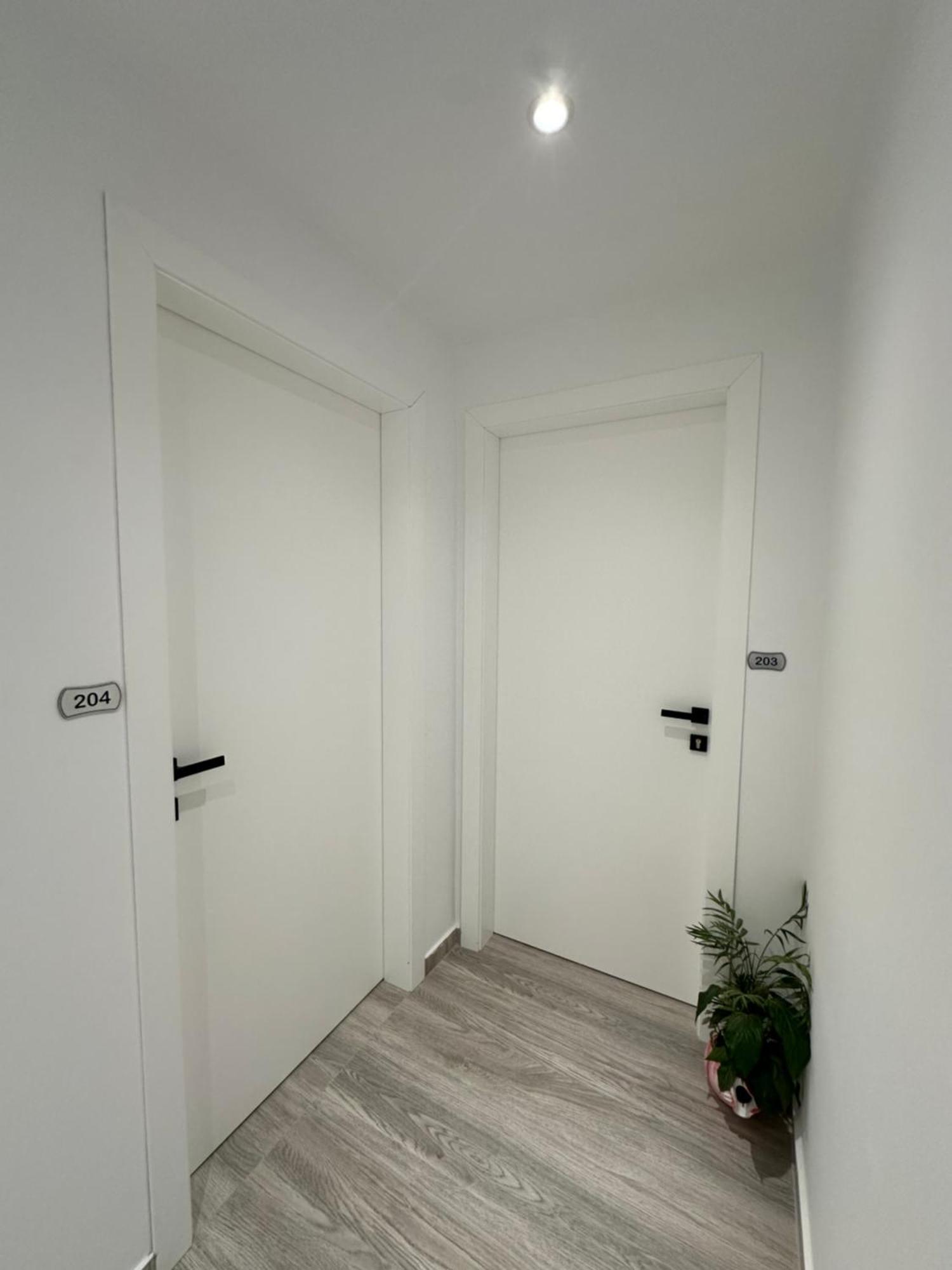 Io'S Apartments Sarandë Esterno foto